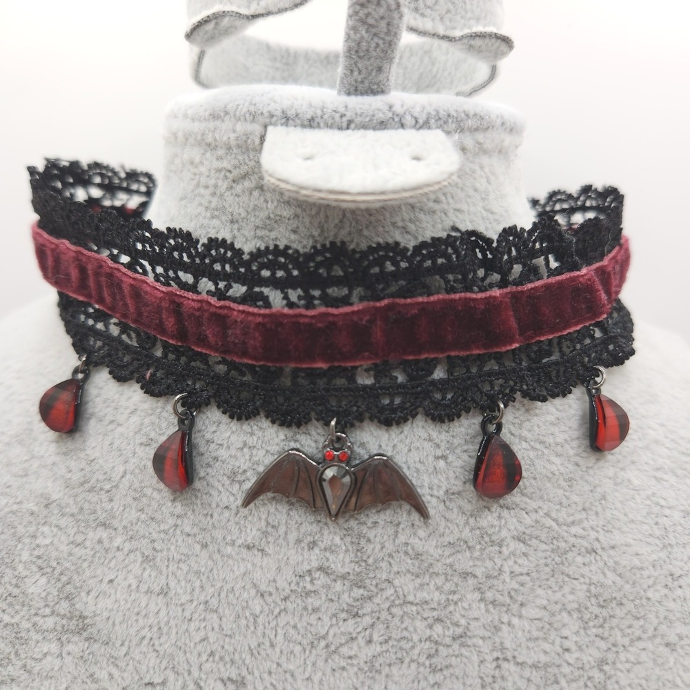 Gothic Black Lace Red Velvet Bat Charm Choker Necklace Halloween Vampire Goth